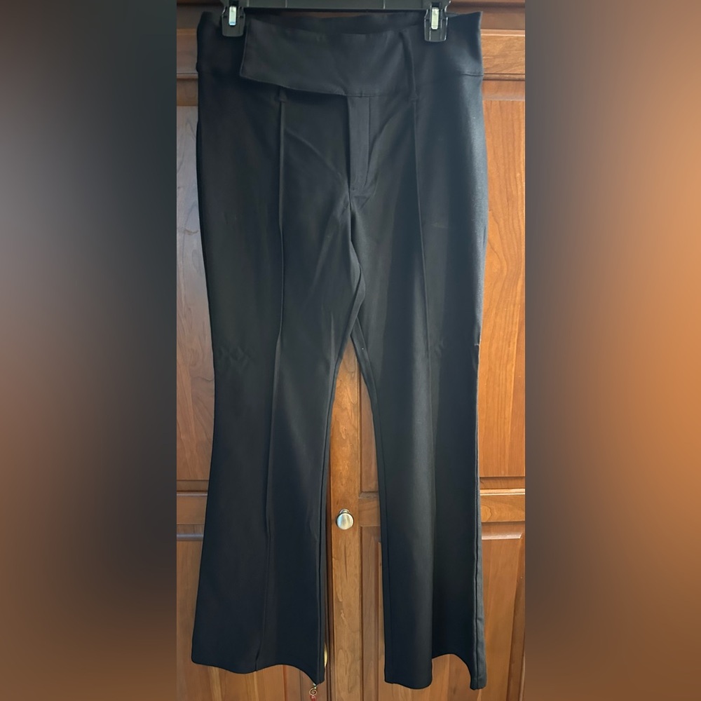 No Boundaries Black flare legged junior pants